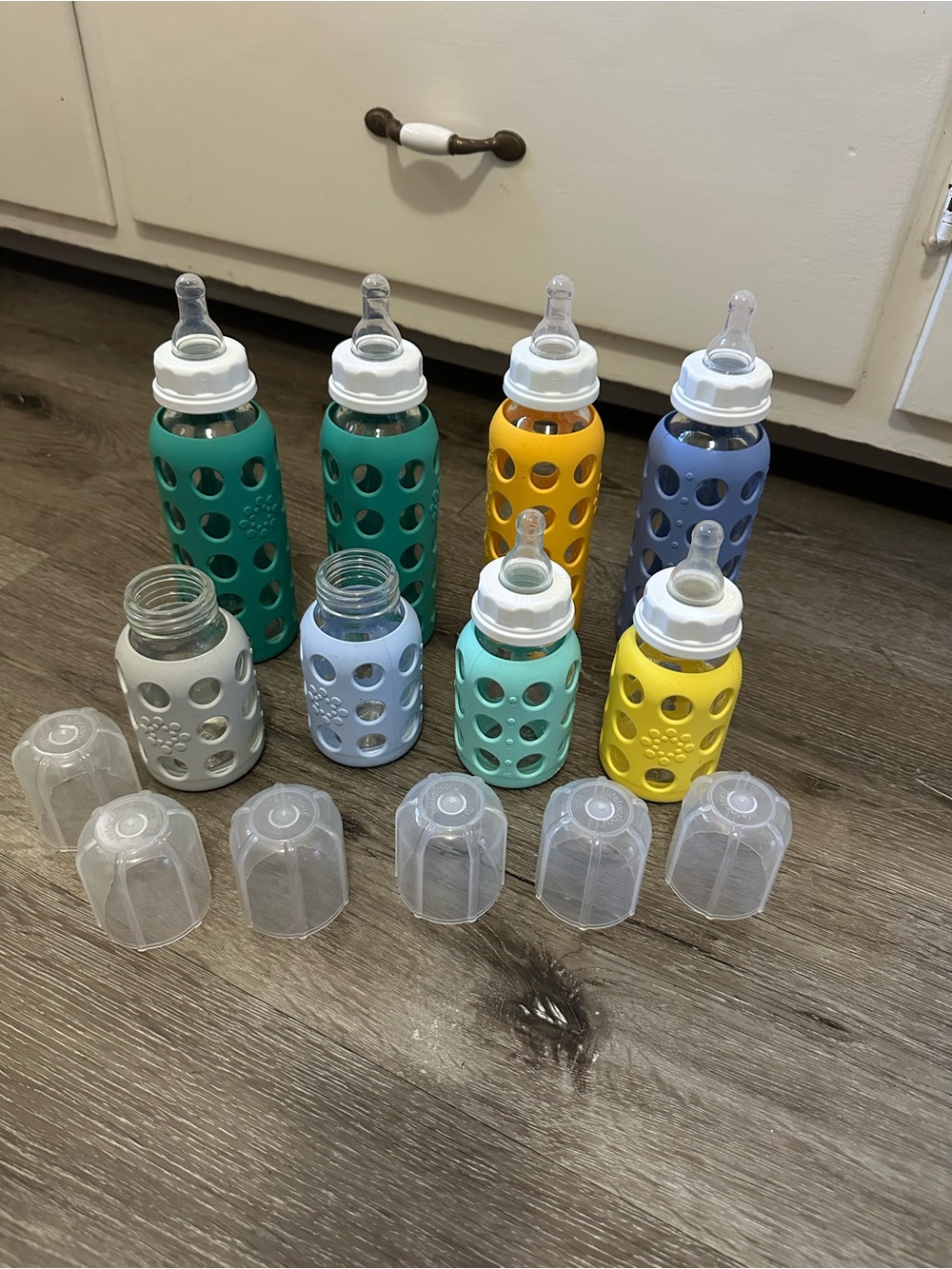 Silicone set Sleeve Glass Baby Bottle - Teal, Mint, Yellow, Gray, Blue - Picture 3 of 8